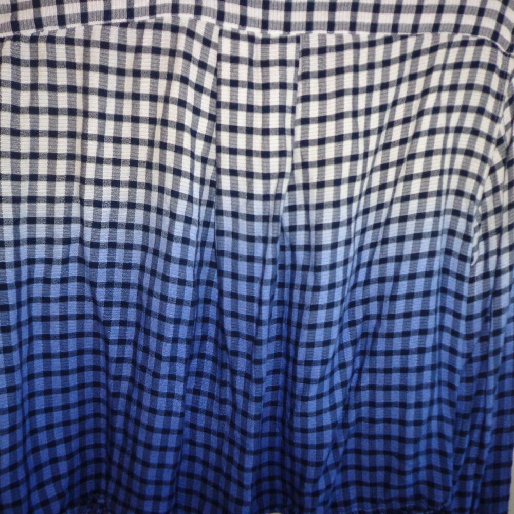 Free People Cropped Button Down Shirt M Checked Blues/White Long Sleeves Pocket - Picture 6 of 15